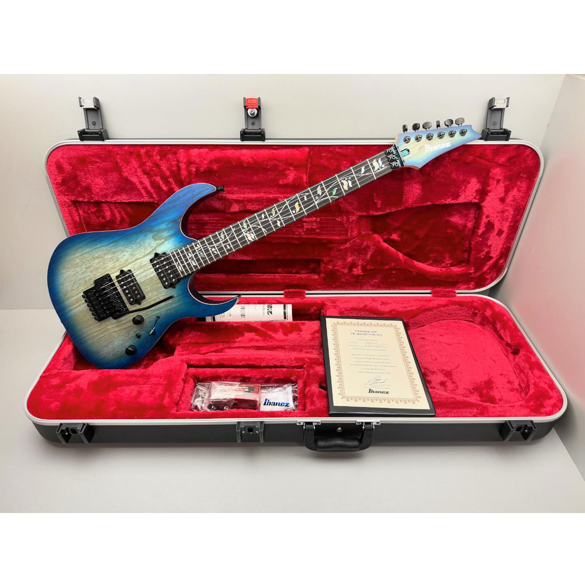 Ibanez j.custom RG8620AH-GFB Ghost Fleet box