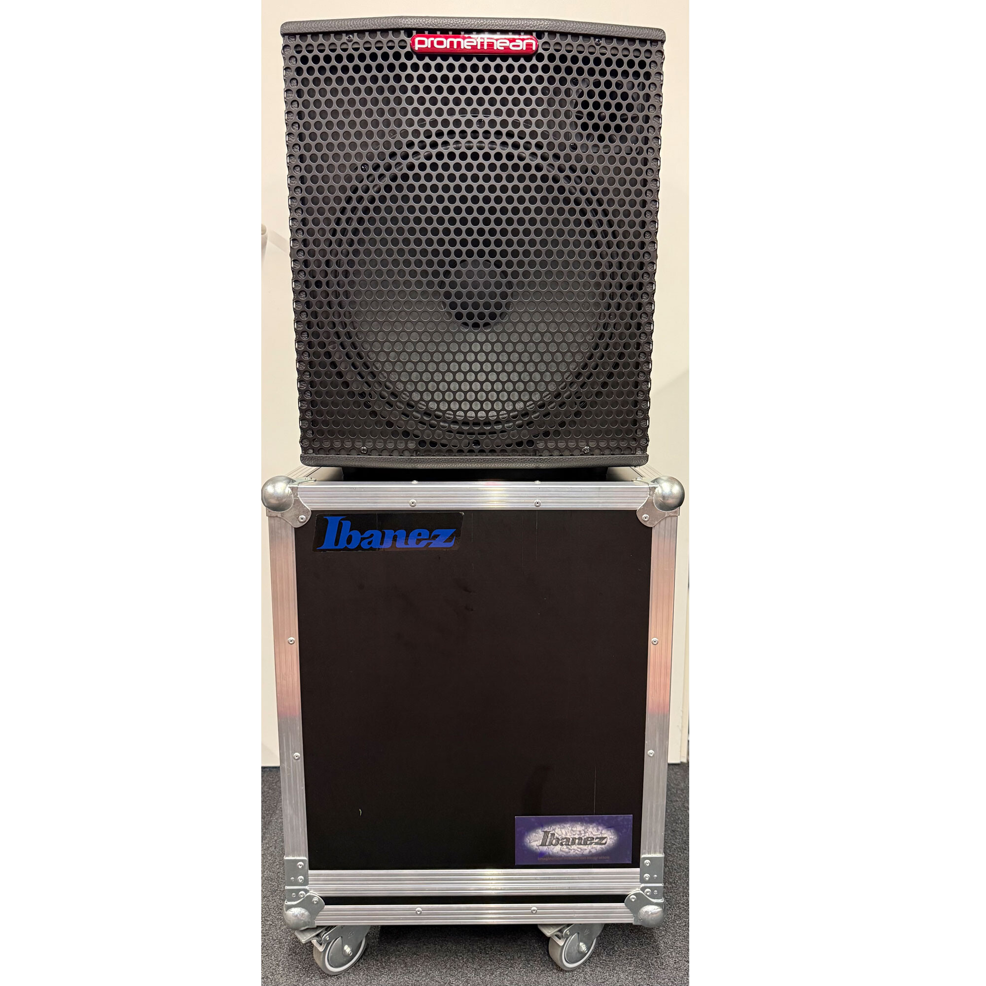 Ibanez Promethean P3115 Combo inkl. Case box